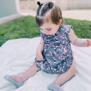 BapronBaby Bib – Ditsy Flora | Toddler Apron Bib